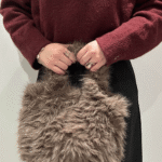 Γυναικεία Γούνινη Τσάντα Τετράγωνη-Σκούρο Μπεζ