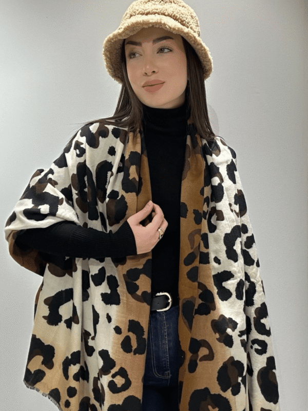 Γυναικείο Λεοπάρ Κασκόλ με Εκρού και Καφέ Λεπτομέρειες
