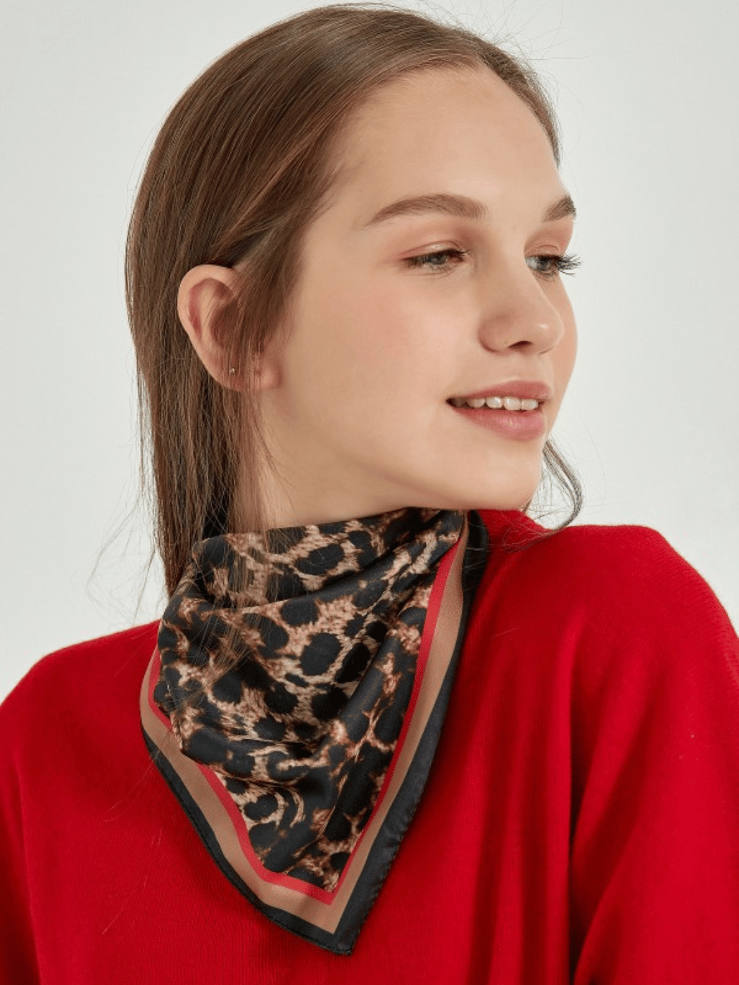 1 Γυναικείο Λεοπάρ Φουλάρι Διπλής Όψης με Μαύρο Περίγραμμα - Image 1