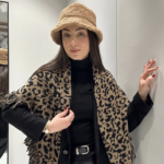 Τρίγωνο Κασκόλ Animal Print-Camel