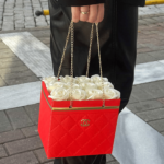 Luxury Flower Bag με Λευκά Τριαντάφυλλα